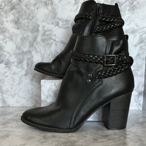 American Eagle Outfitters Black Braided Ankle Boots Women’s 8.5